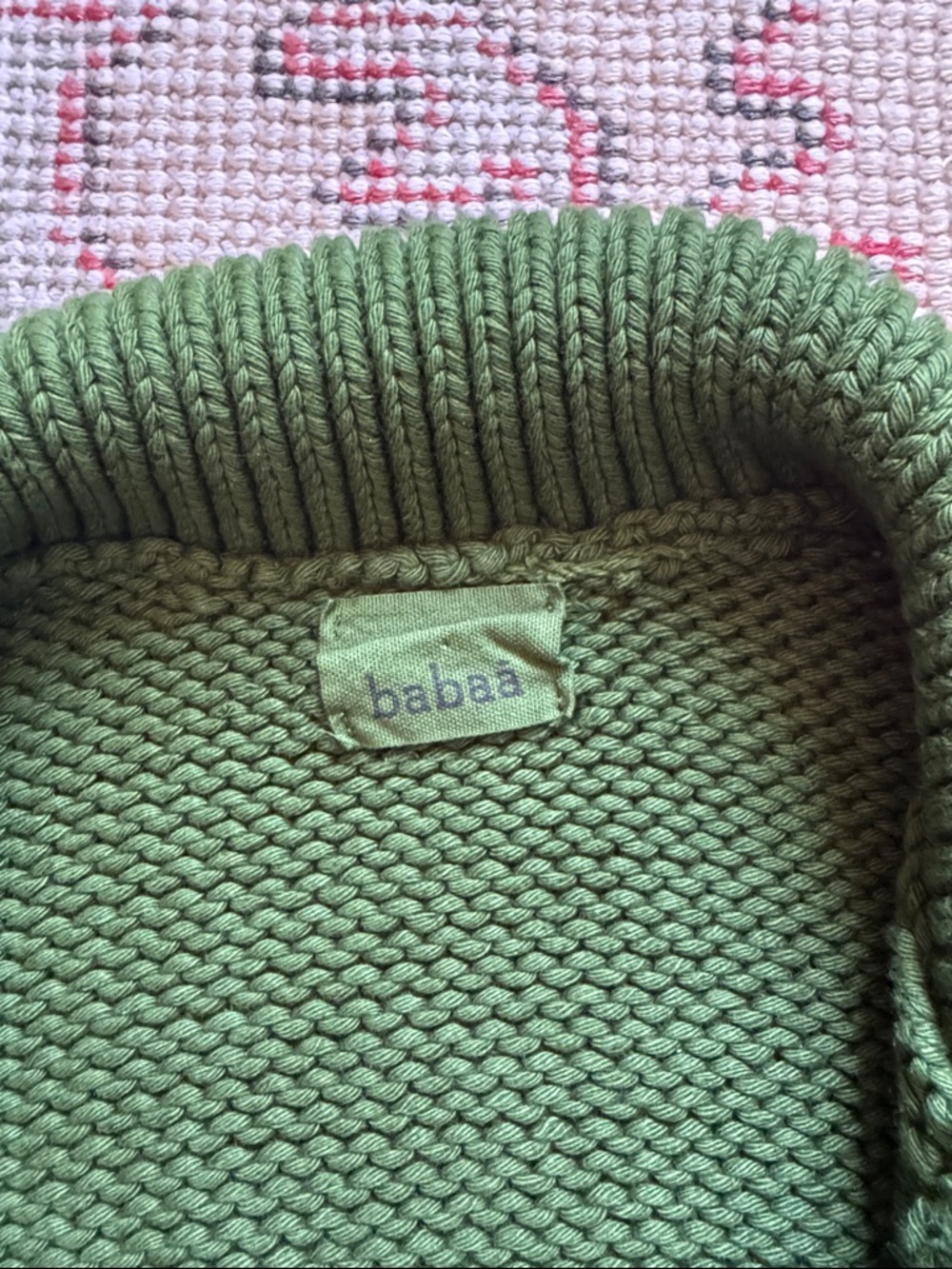 Green Knit Pullover Sweater with Chest Pocket - Picture 2 of 2